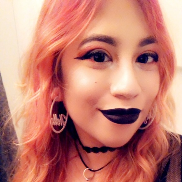 Meet your Posher, Ruby - Picture 1 of 1